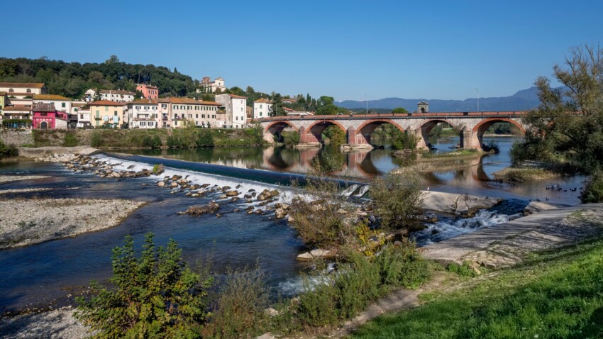 Lucca Plain