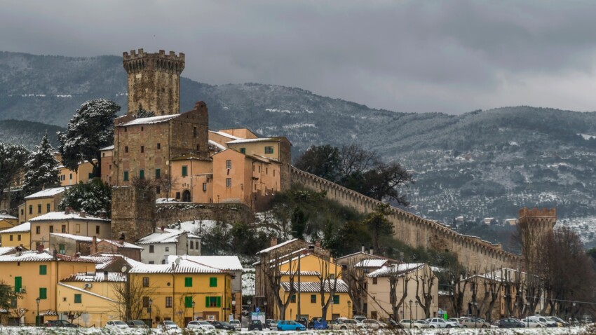 Pisan Castles Pisan Castles
