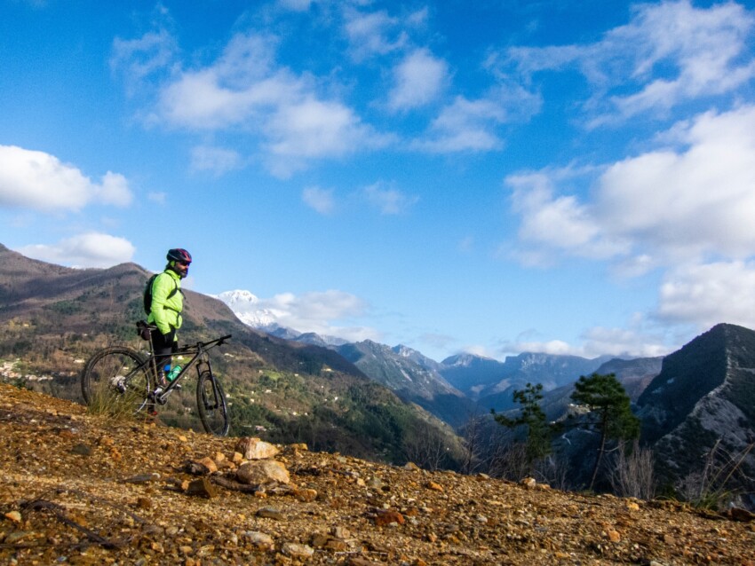 Trekking e bicicletta nella Montagna Pistoiese